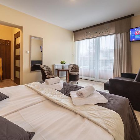 Apartmán Dom Jastrzebia Z Basenem I Jacuzzi Jastrzębia Góra Exteriér fotografie